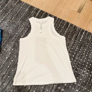 Lululemon white tank size 6